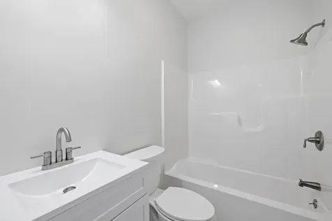 88 Knowles Pond Road Northfield NH 03276