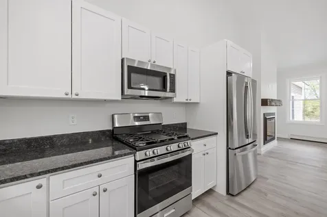 110 Knowles Pond Road Northfield NH 03276