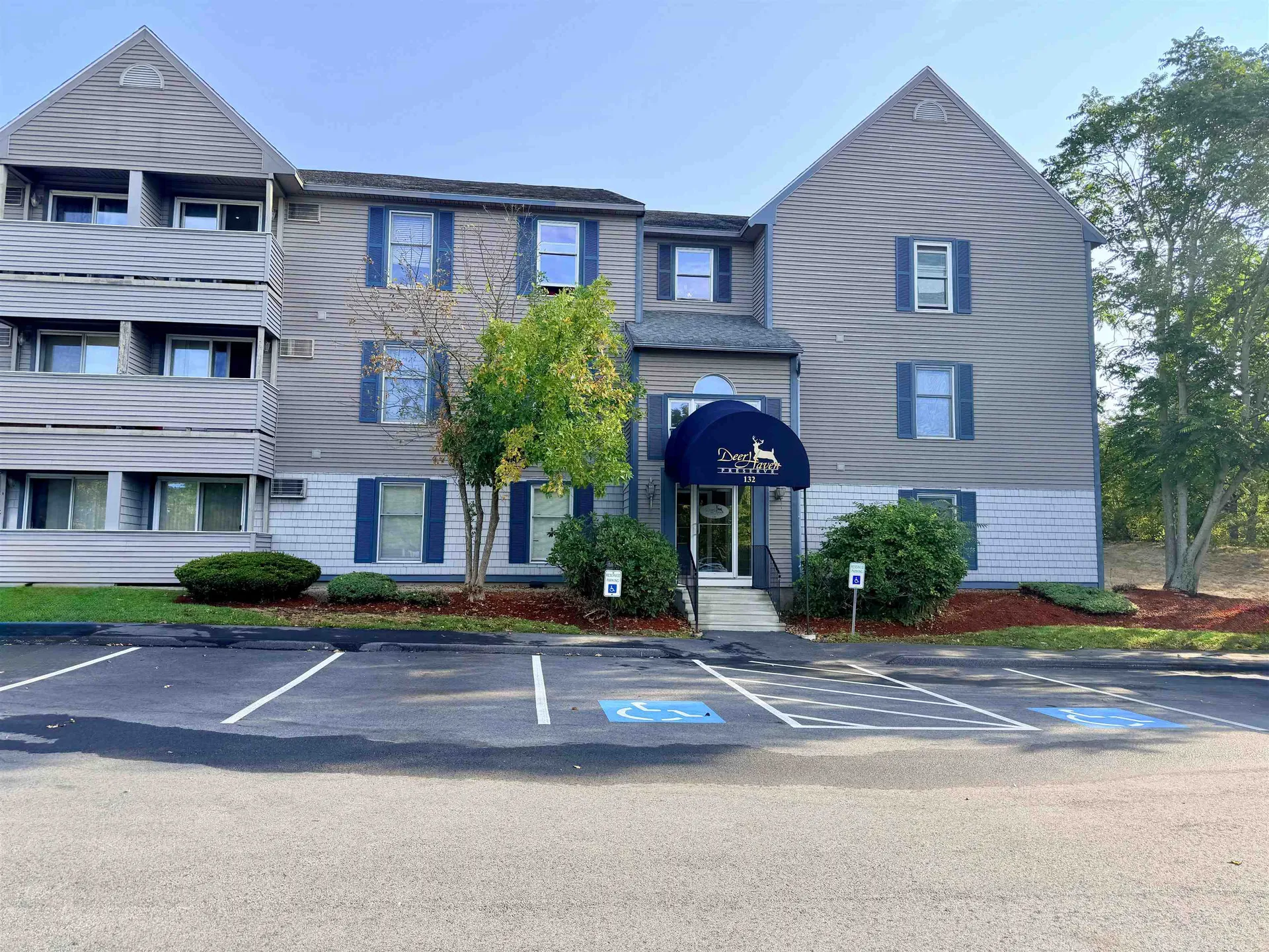 132 Eastern Avenue Manchester NH 03104