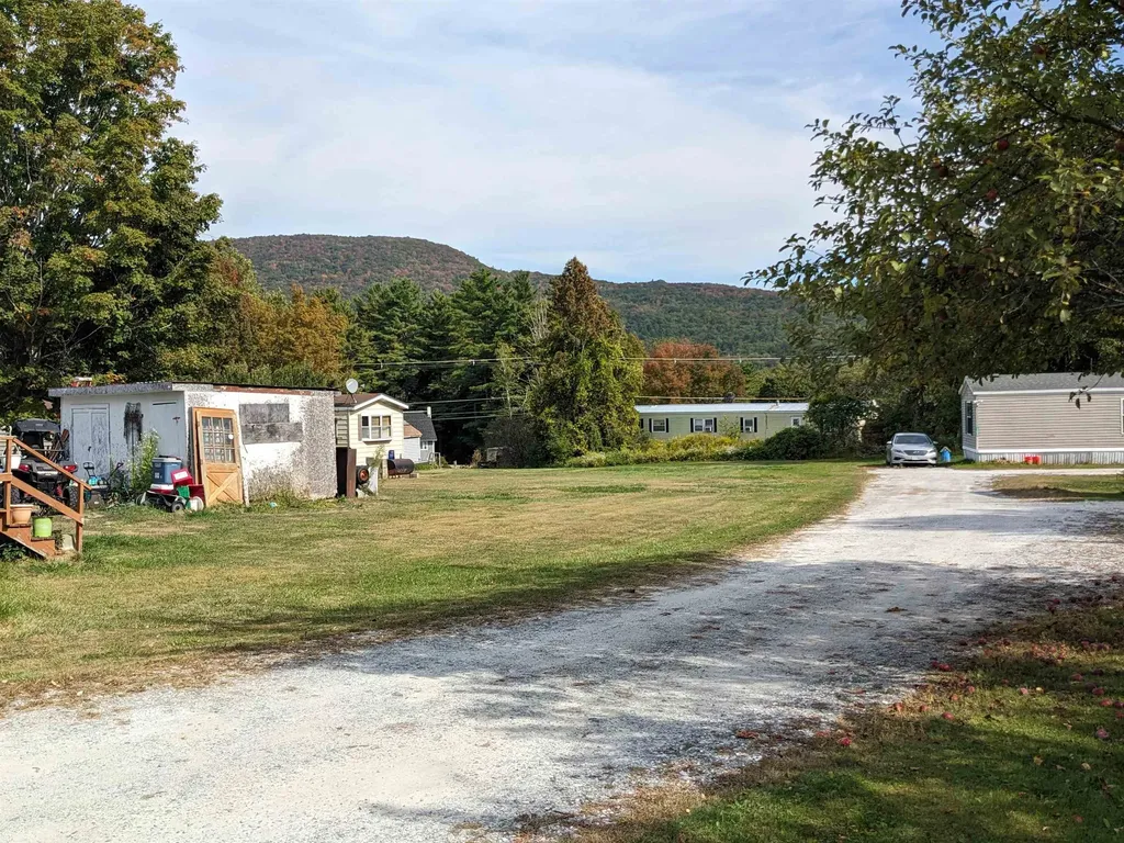 44 Rabtoy Lane Clarendon VT 05759