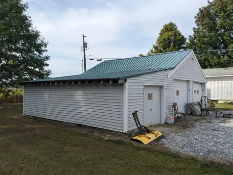 44 Rabtoy Lane Clarendon VT 05759