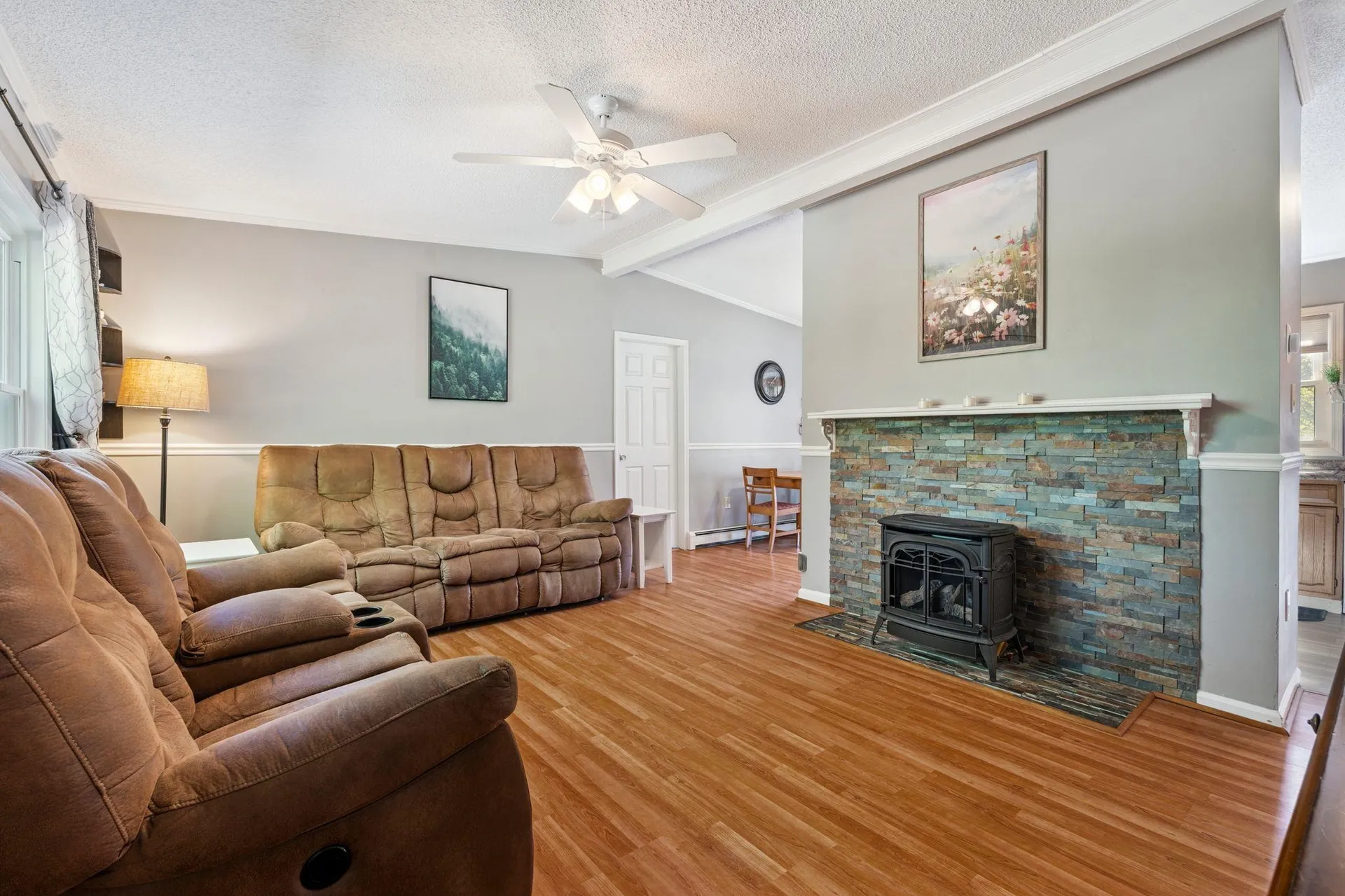 23 Towle Road Epping NH 03042