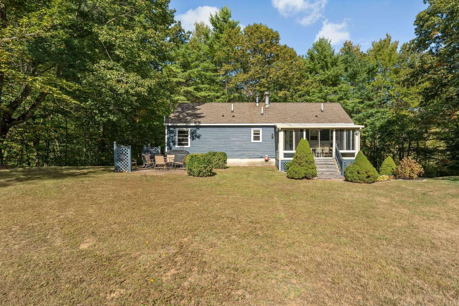 23 Towle Road Epping NH 03042