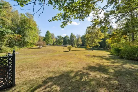 23 Towle Road Epping NH 03042