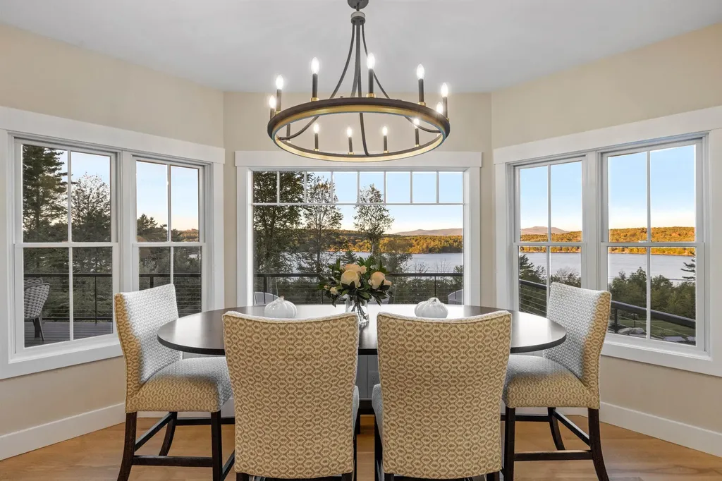 16 Bay Ridge Drive Meredith NH 03253-5743
