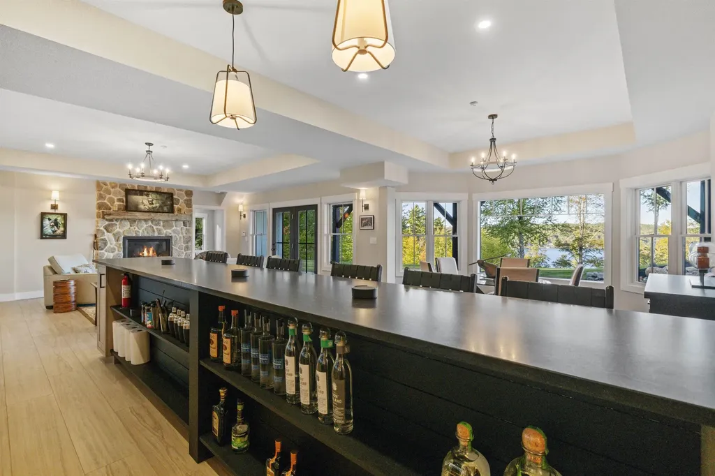 16 Bay Ridge Drive Meredith NH 03253-5743