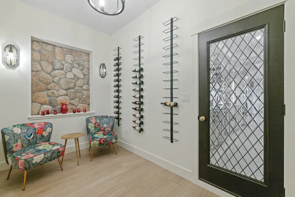 16 Bay Ridge Drive Meredith NH 03253-5743