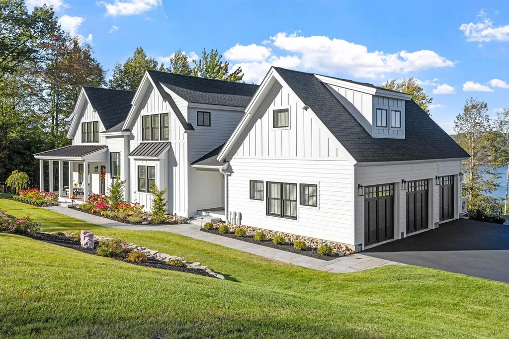 16 Bay Ridge Drive Meredith NH 03253-5743