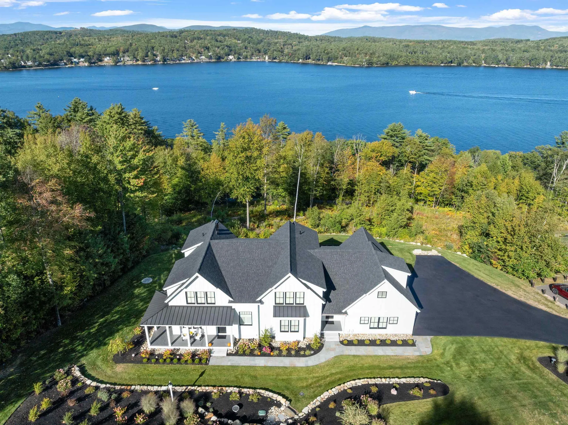 16 Bay Ridge Drive Meredith NH 03253-5743