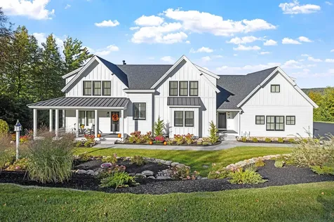 16 Bay Ridge Drive Meredith NH 03253-5743