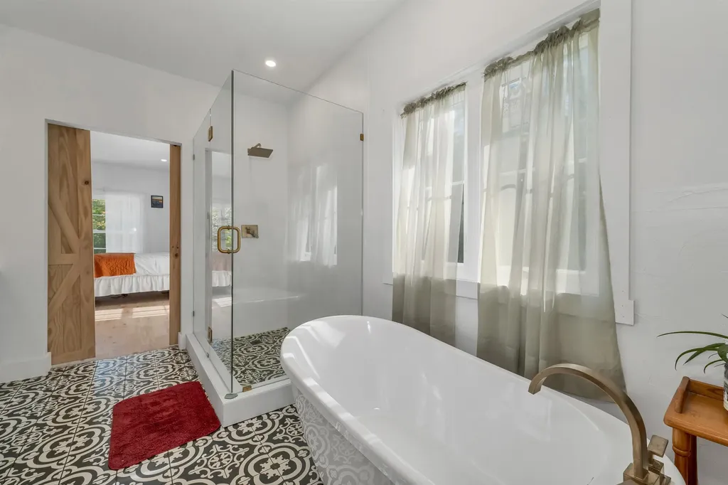 55 Bickford Road Wolfeboro NH 03894