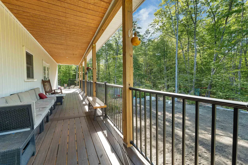 55 Bickford Road Wolfeboro NH 03894