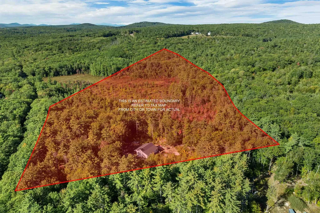 55 Bickford Road Wolfeboro NH 03894