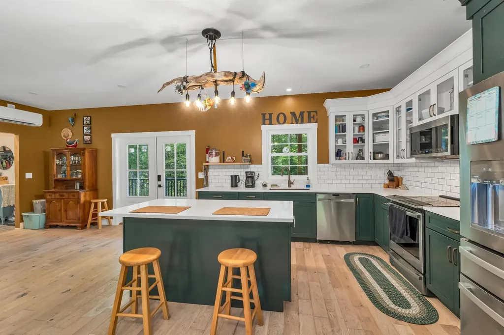 55 Bickford Road Wolfeboro NH 03894