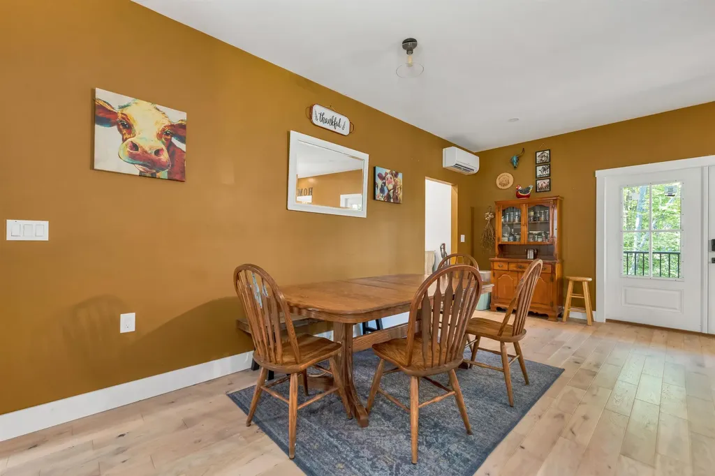 55 Bickford Road Wolfeboro NH 03894