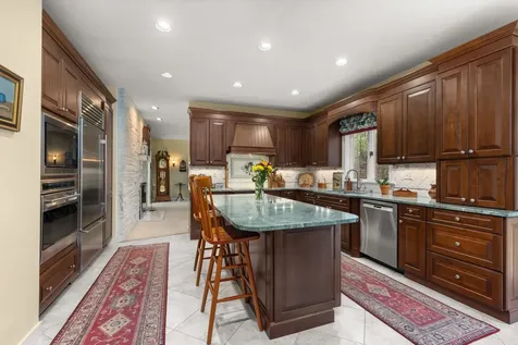 37 Pine Road North Hampton NH 03862