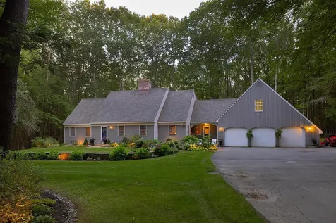 37 Pine Road North Hampton NH 03862