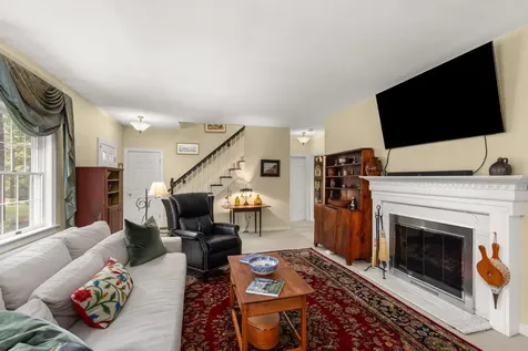 37 Pine Road North Hampton NH 03862