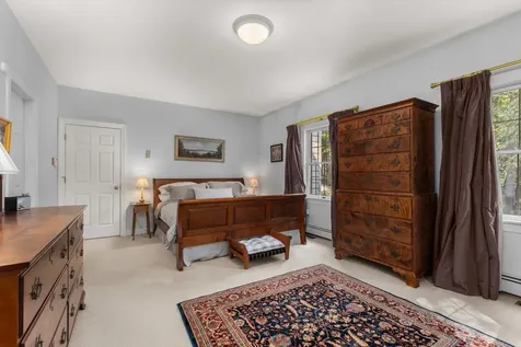 37 Pine Road North Hampton NH 03862