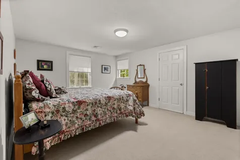 37 Pine Road North Hampton NH 03862