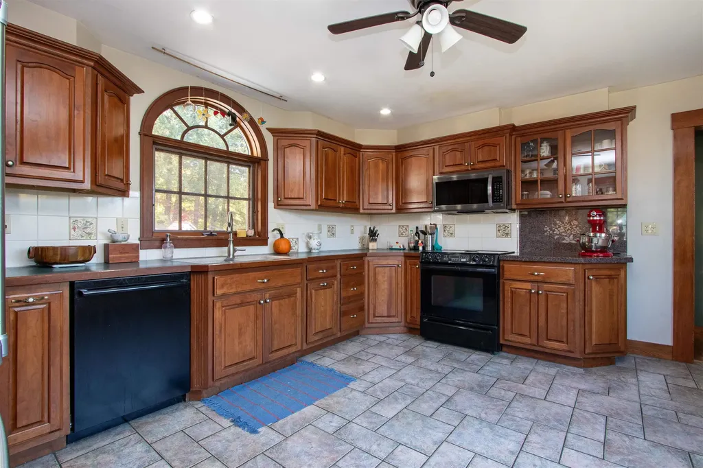 41 Stone Road Ryegate VT 05042