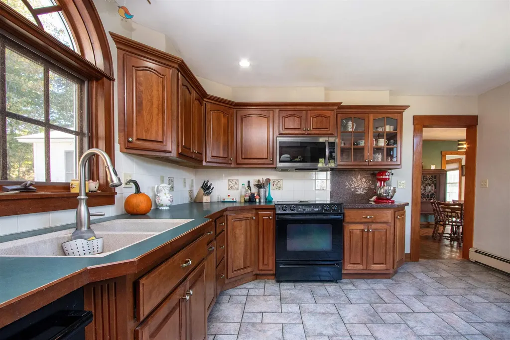 41 Stone Road Ryegate VT 05042