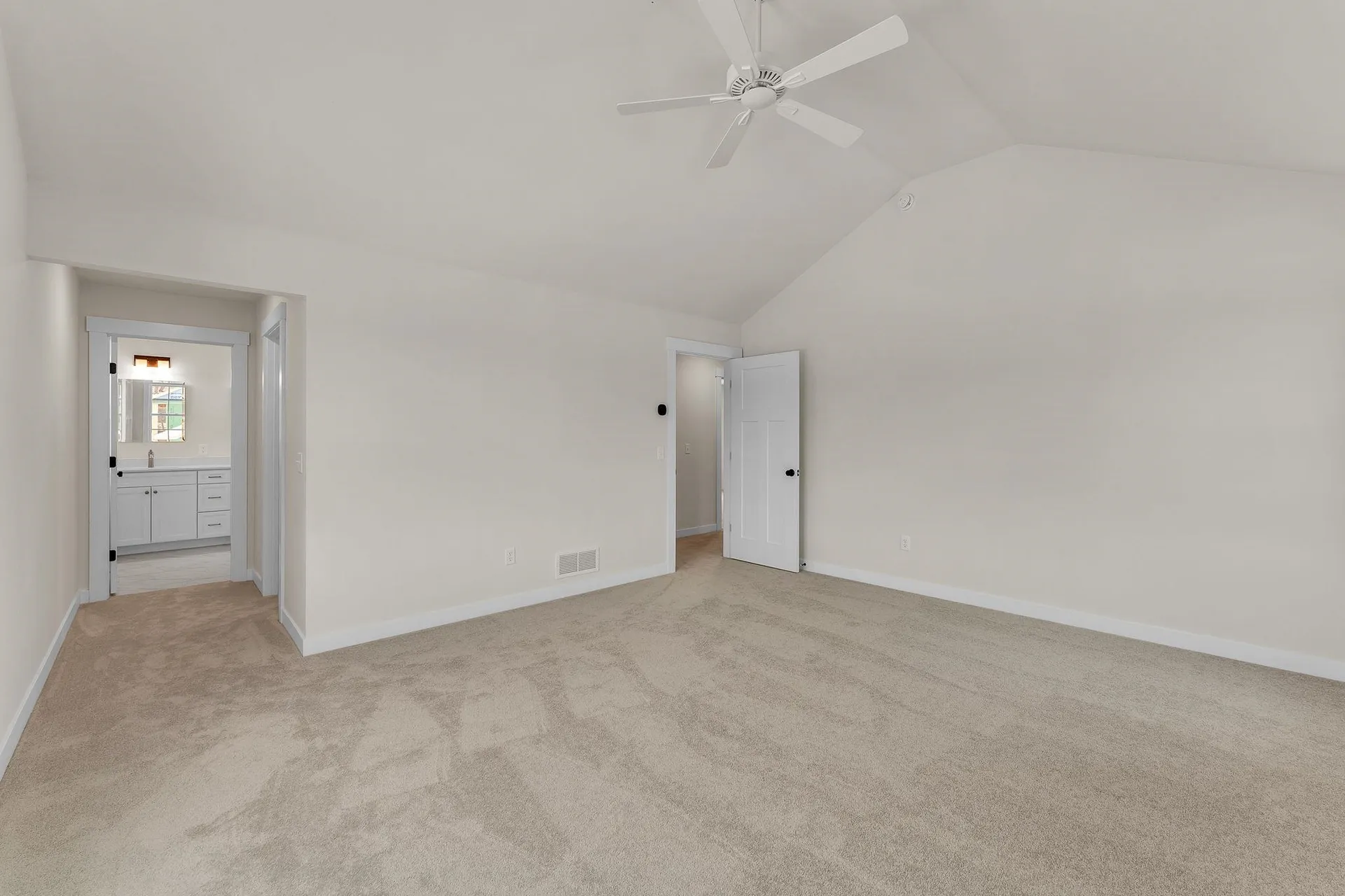 396 Commodore Drive Vergennes VT 05491