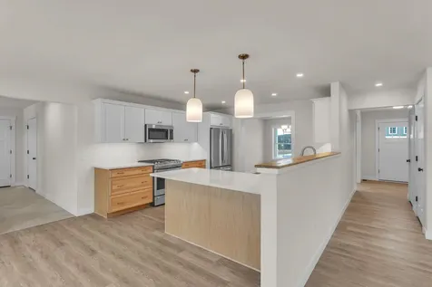 396 Commodore Drive Vergennes VT 05491