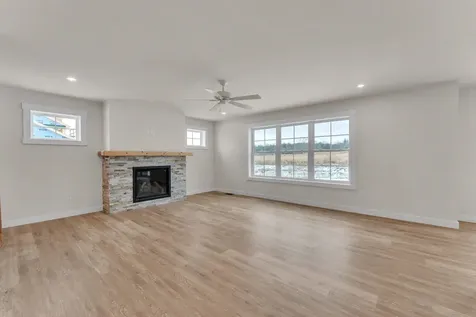 396 Commodore Drive Vergennes VT 05491