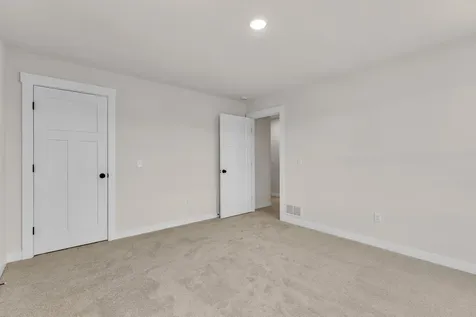 396 Commodore Drive Vergennes VT 05491