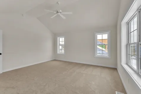 396 Commodore Drive Vergennes VT 05491