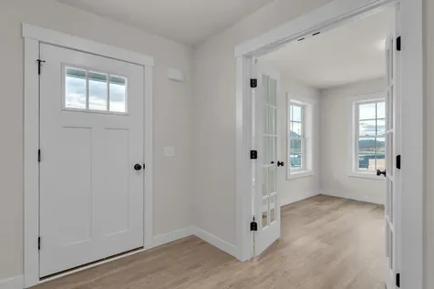 396 Commodore Drive Vergennes VT 05491