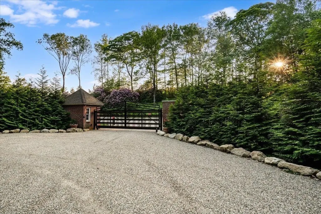 398 Scofield Mountain Road Winchester NH 03470