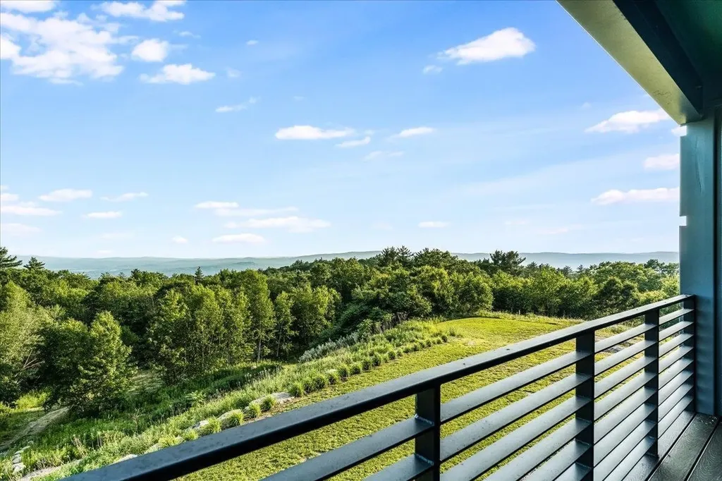 398 Scofield Mountain Road Winchester NH 03470