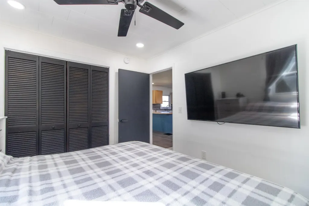 398 Valley Road Morgan VT 05853