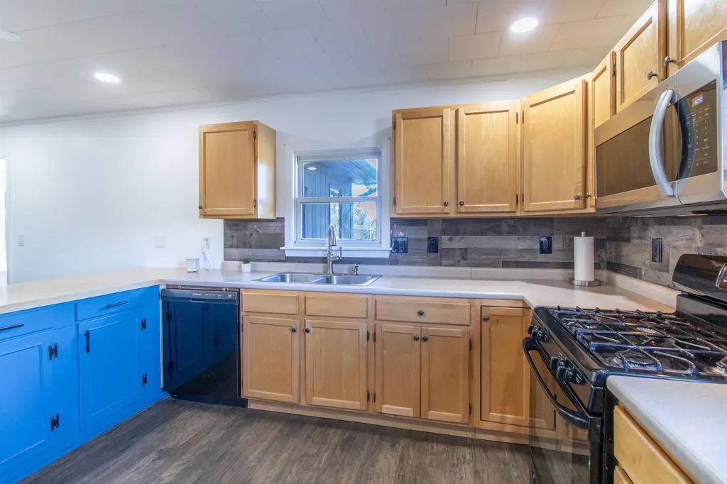 398 Valley Road Morgan VT 05853