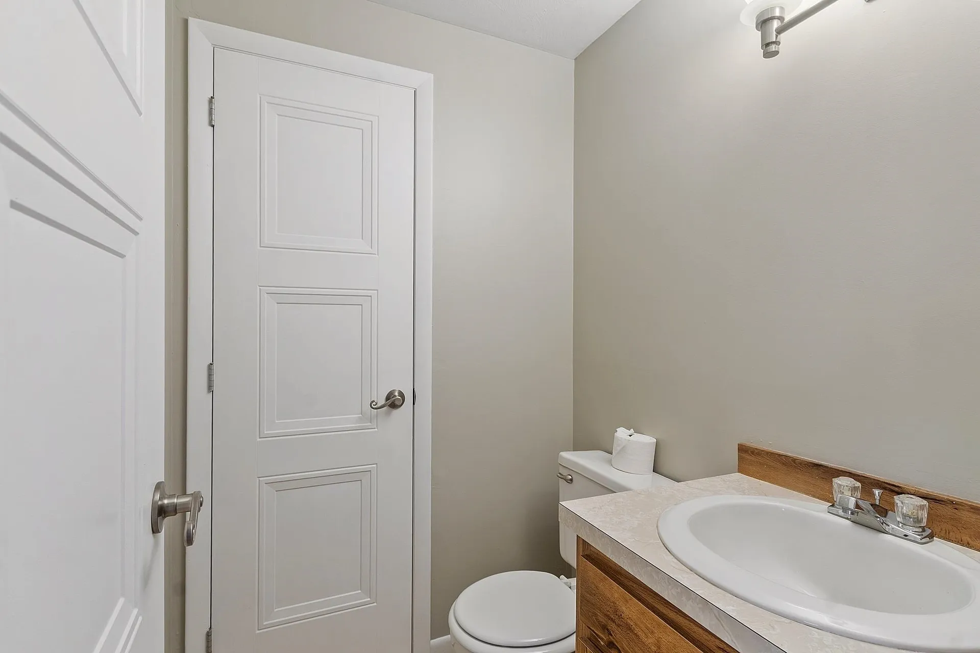 12 Spring Cove Road Nashua NH 03062