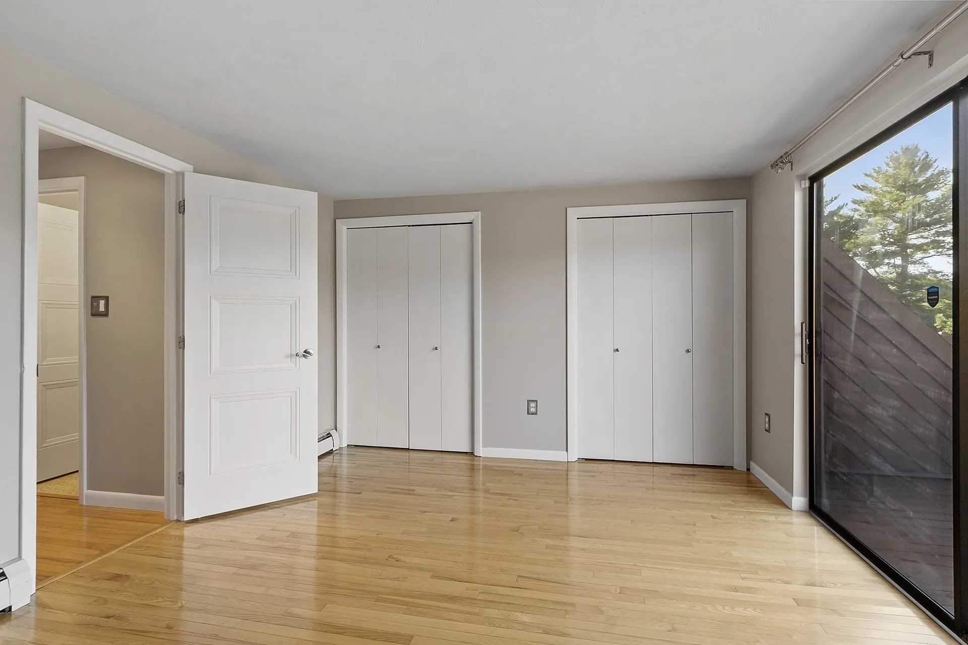 12 Spring Cove Road Nashua NH 03062