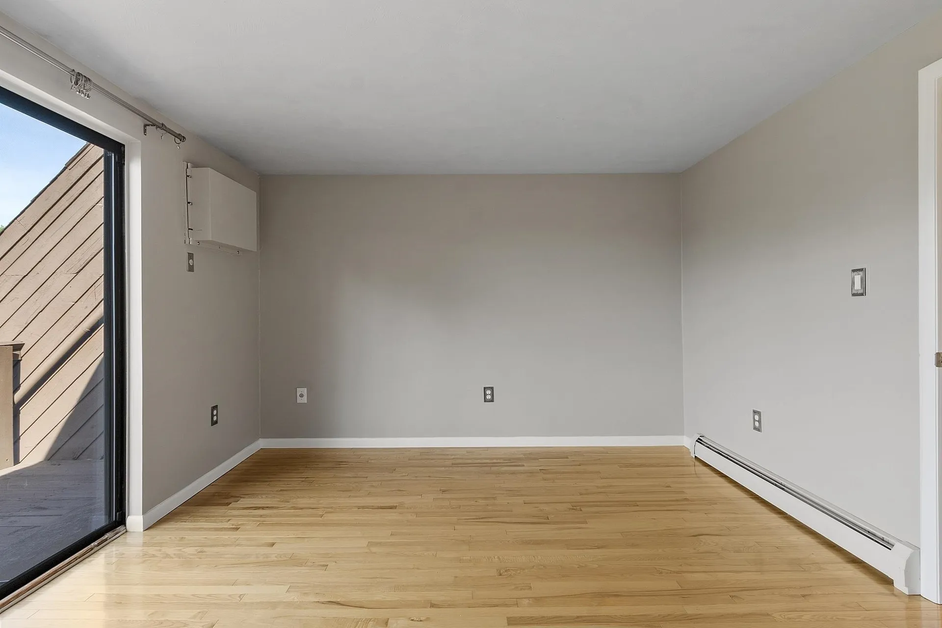 12 Spring Cove Road Nashua NH 03062