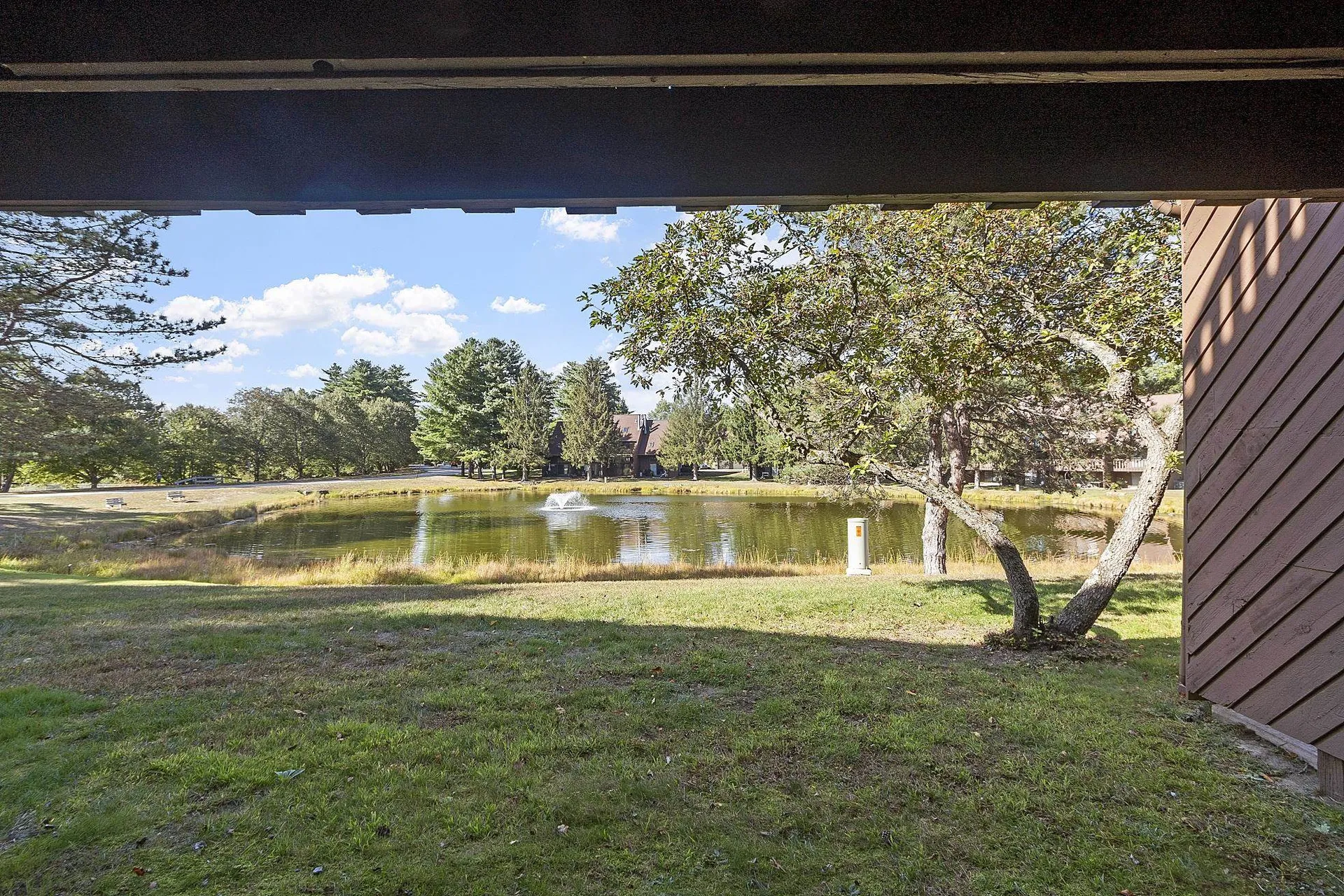 12 Spring Cove Road Nashua NH 03062