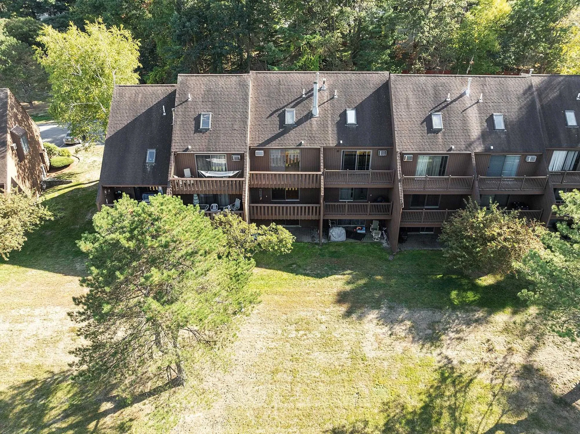 12 Spring Cove Road Nashua NH 03062