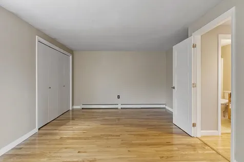 12 Spring Cove Road Nashua NH 03062