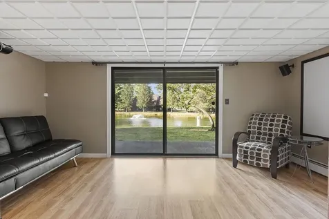 12 Spring Cove Road Nashua NH 03062