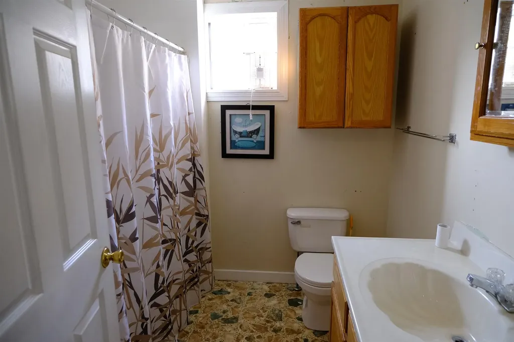 227 Davis Lane Lyndon VT 05851