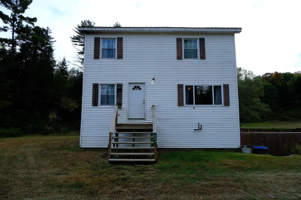 227 Davis Lane Lyndon VT 05851