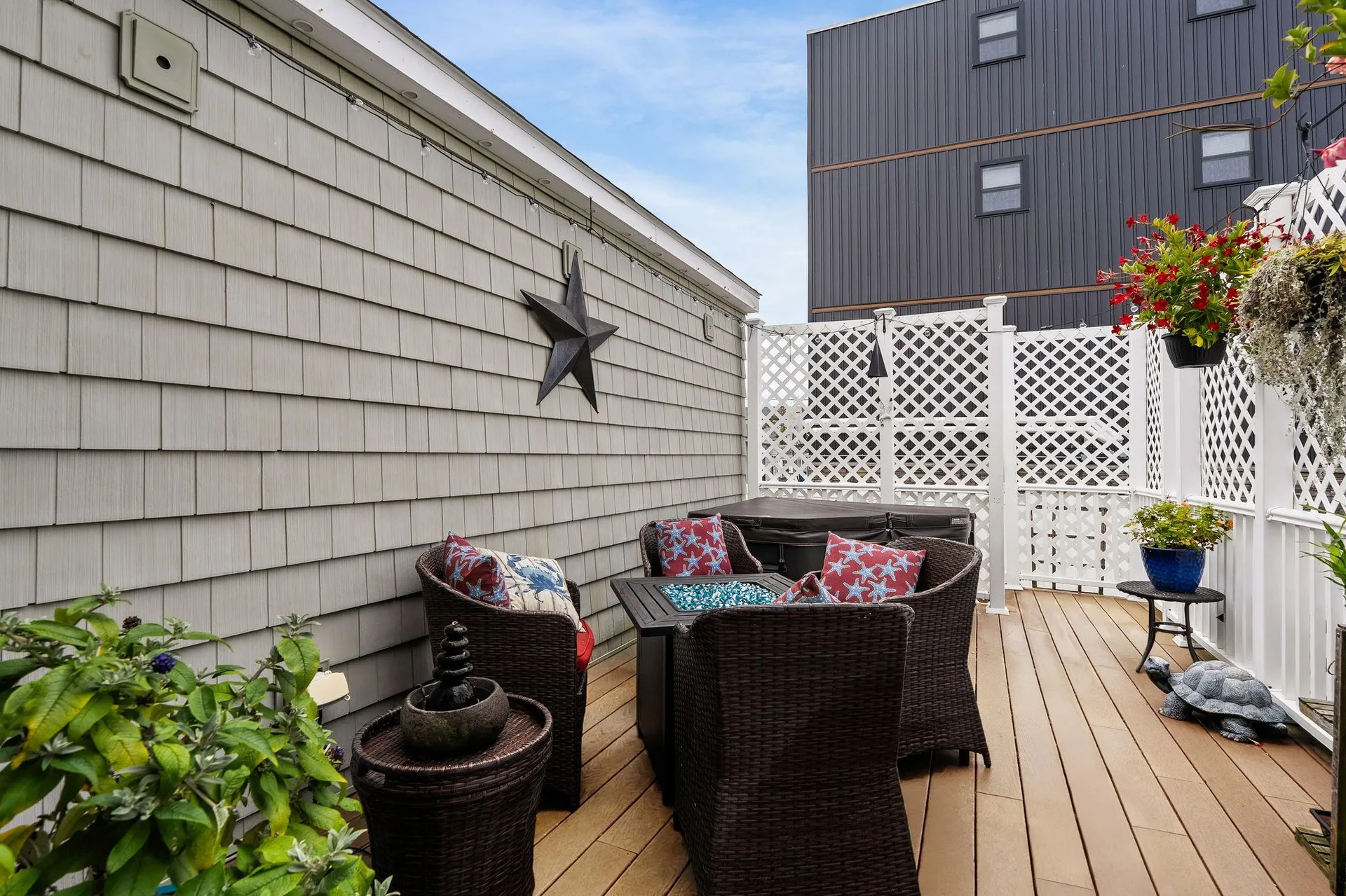 27 Hobson Avenue Hampton NH 03842