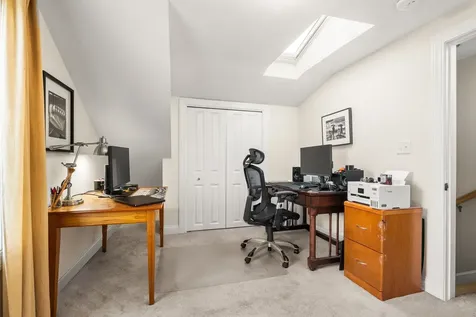 27 Hobson Avenue Hampton NH 03842