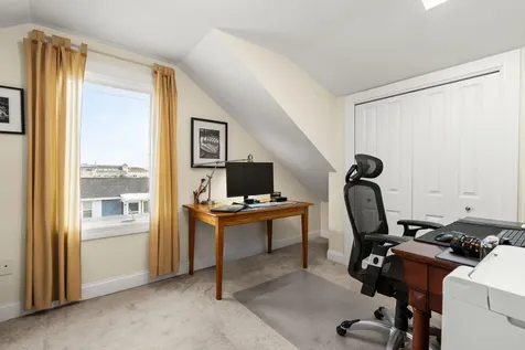 27 Hobson Avenue Hampton NH 03842