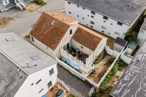 27 Hobson Avenue Hampton NH 03842