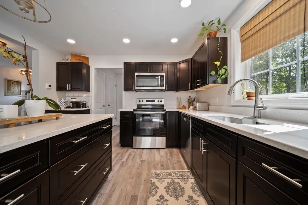 59 Constitution Way Rochester NH 03867